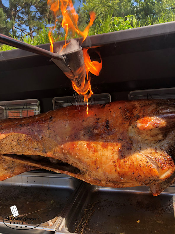 Agneau  a la broche flambé