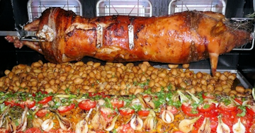 Porcelet roti a la broche 1