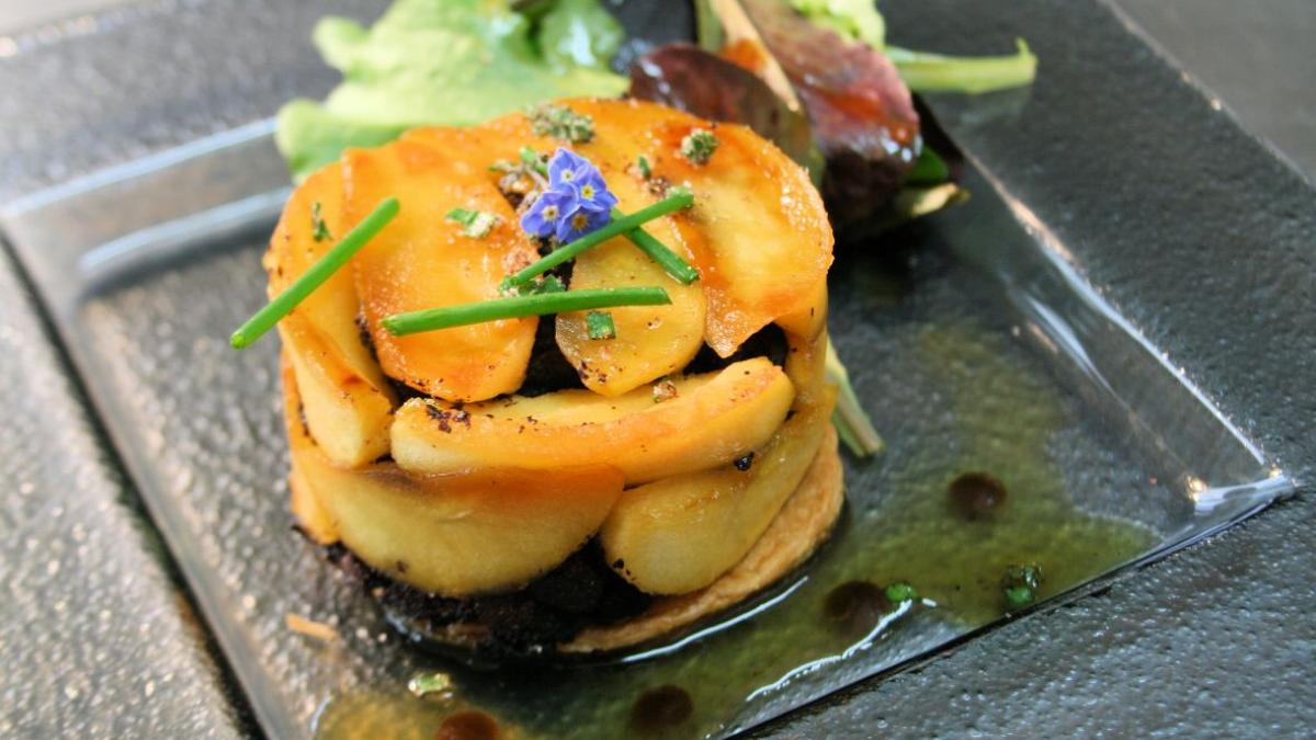 Tatin de boudin aux pommes et foie gras